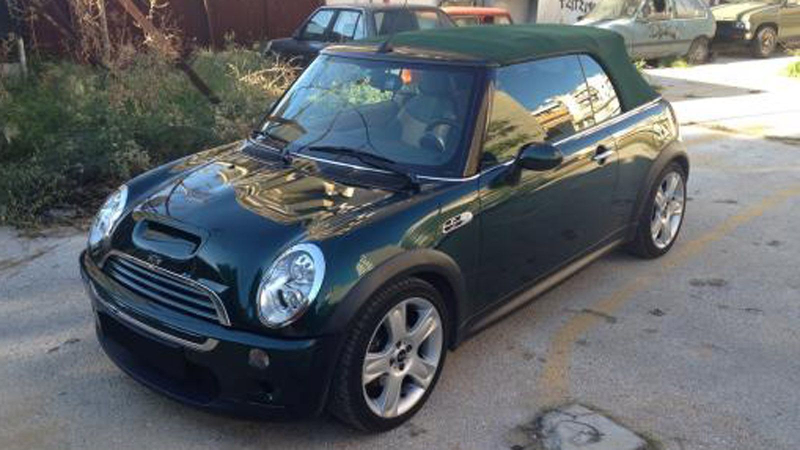 Δείτε αυτό το εξαιρετικό MINI Cooper S Cabrio με μόλις 63.000 χλμ. στο οδόμετρό του.