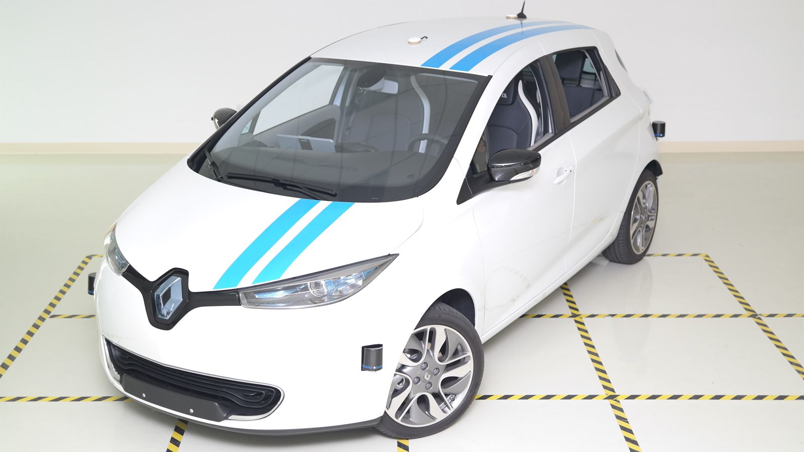 To Groupe Renault ανακοίνωσε σήμερα ένα νέο αυτόνομα σύστημα ελέγχου, το οποίο μπορεί να αντιμετωπίσει περίεργες καταστάσεις στο δρόμο, αλλά και να απ