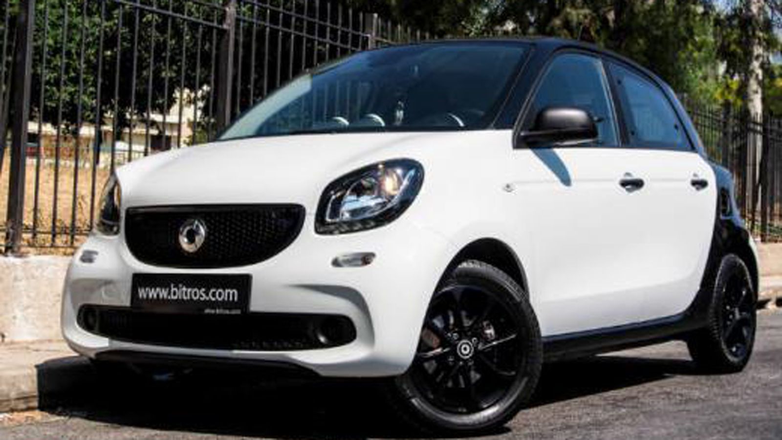 Δείτε ένα smart forfour του 2015 με μόλις 22.000 χλμ.