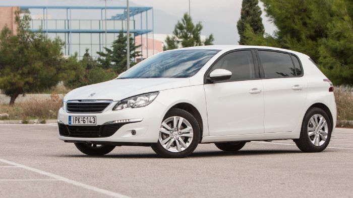 ����������� �� ��������������� Peugeot 308 �� ��� �������� 1.6 BlueHDi ��� 120 �����.	