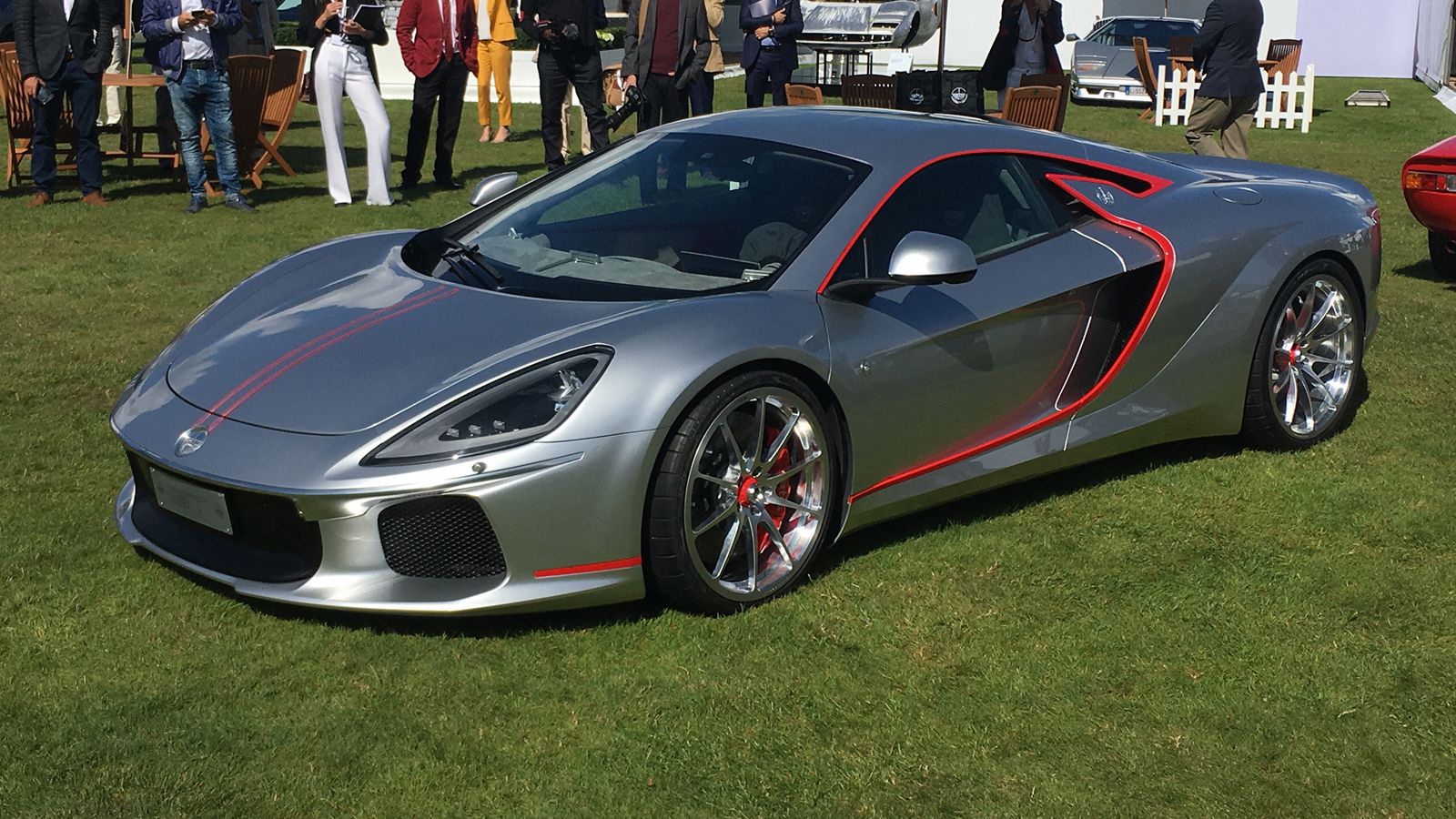 Το νέο supercar της ATS (Automobili Turismo e Sport), το GT, έκανε το επίσημο λανσάρισμά του, μετά την παρουσίασή του τον περασμένο Αύγουστο στο Salon