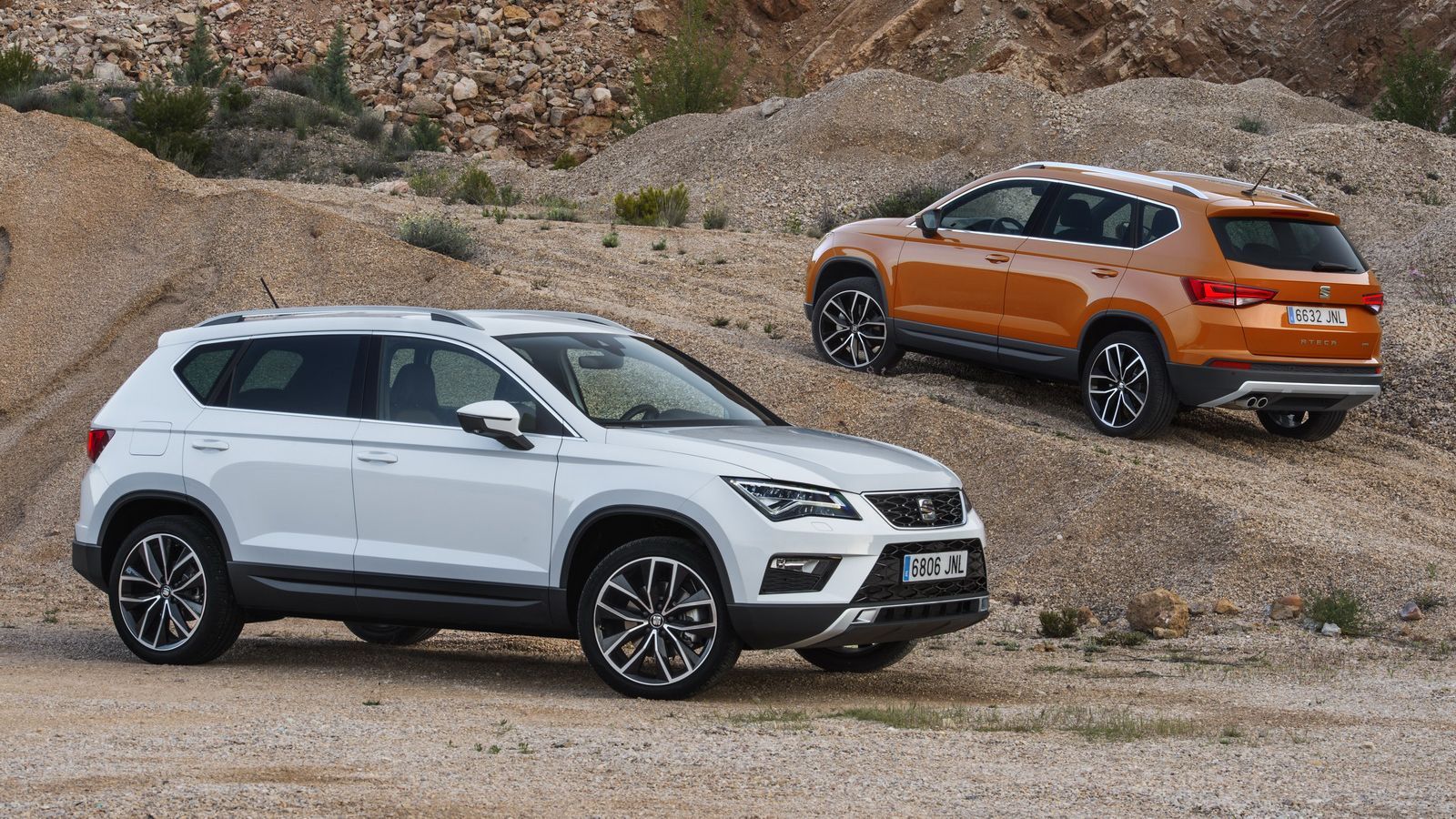 Τo SEAT Ateca είναι πλέον διαθέσιμο για παραγγελία σε κάποιες ευρωπαϊκές αγορές και η μάρκα έδωσε στη δημοσιότητα νέες φωτογραφίες του πρώτου SUV στην