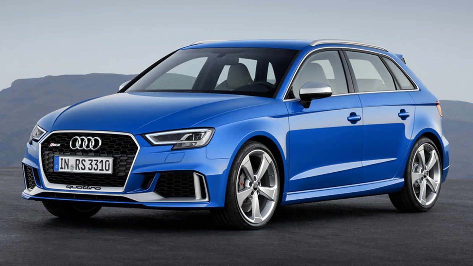 Το ανανεωμένο Audi RS3 είναι το ισχυρότερο μικρομεσαίο hatch στον πλανήτη.