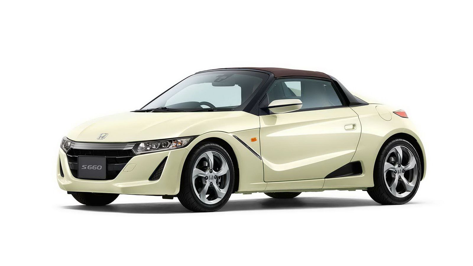 Το Honda S660 Komorebi Edition αυτοπροσδιορίζεται ως «μοδάτο», ενώ υπόσχεται πως «είναι ευχάριστο να το κοιτάς, αλλά και να το οδηγείς». Έρχεται σε τρ