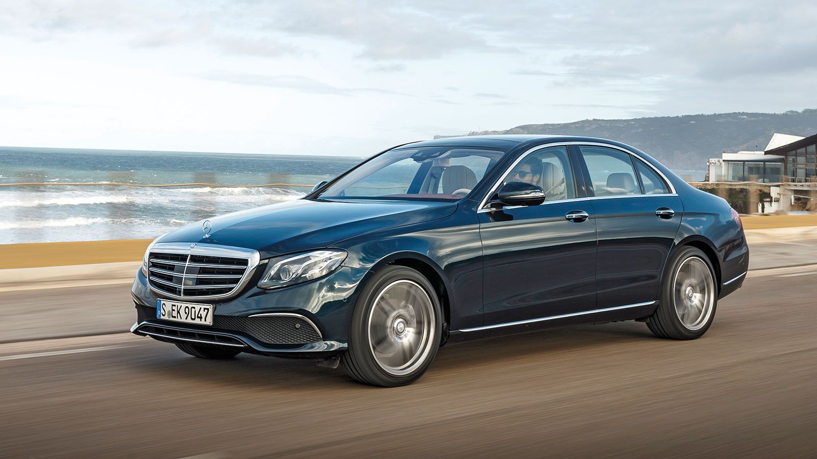 Οδηγούμε τη νέα (10η) γενιά της Mercedes E-Class και σας μεταφέρουμε τις εντυπώσεις μας.