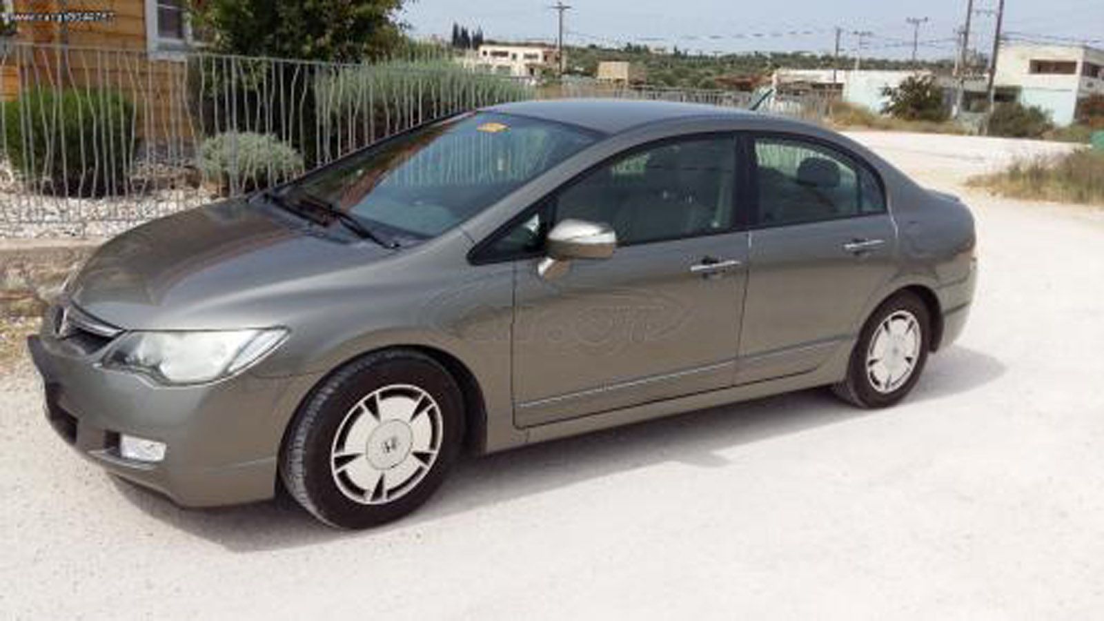 Αν θέλετε ένα οικονομικό και ταυτόχρονα οικολογικό αυτοκίνητο, τότε αυτό το Honda Civic θα πρέπει να είναι στις επιλογές σας.