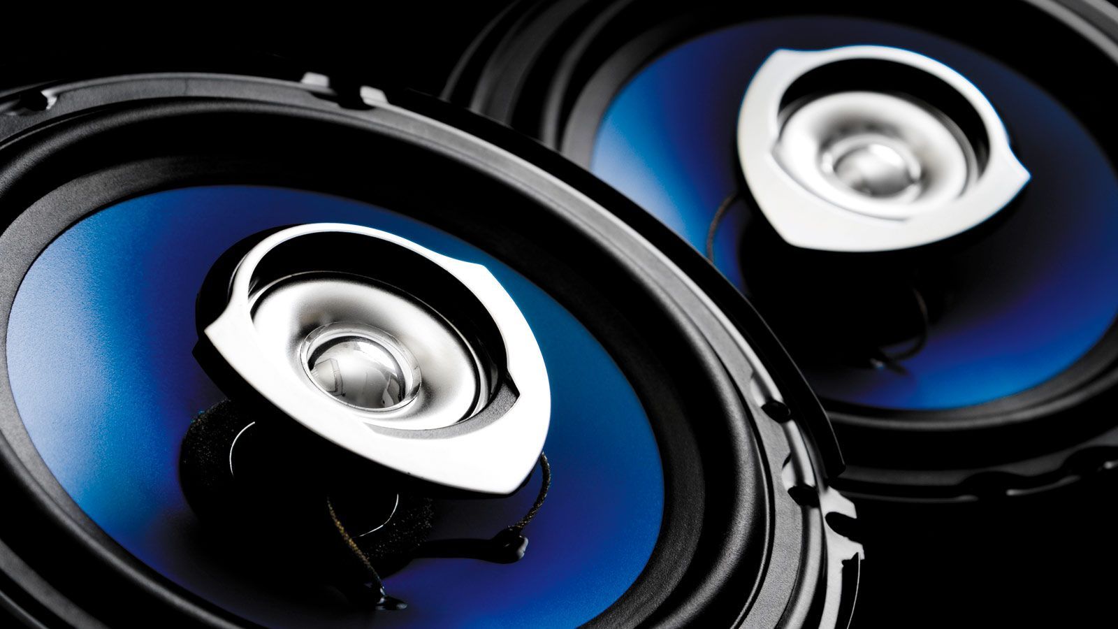 Ο μόνος σταθερός σύντροφος σε όλες μας τις μετακινήσεις με το αυτοκίνητο, είναι το ηχοσύστημα του και χάρη στην πληθώρα των aftermarket επιλογών, μπορ