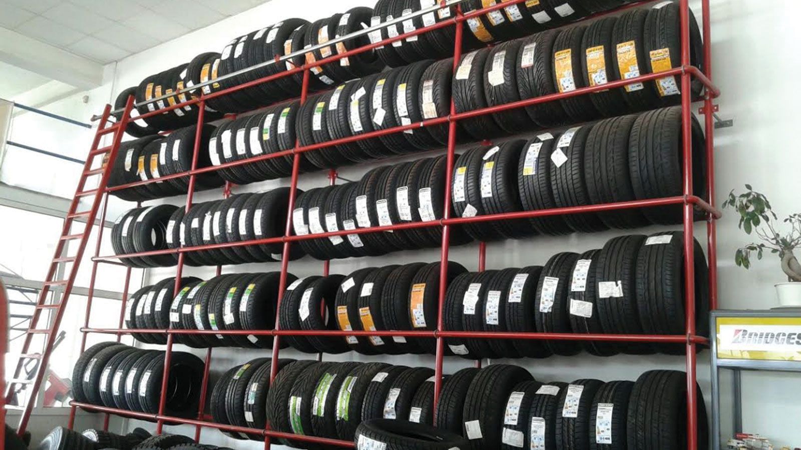 Όλα όσα πρέπει να γνωρίζουμε για τα ελαστικά για να έχουμε τη βέλτιστη απόδοση αλλά και οικονομία.