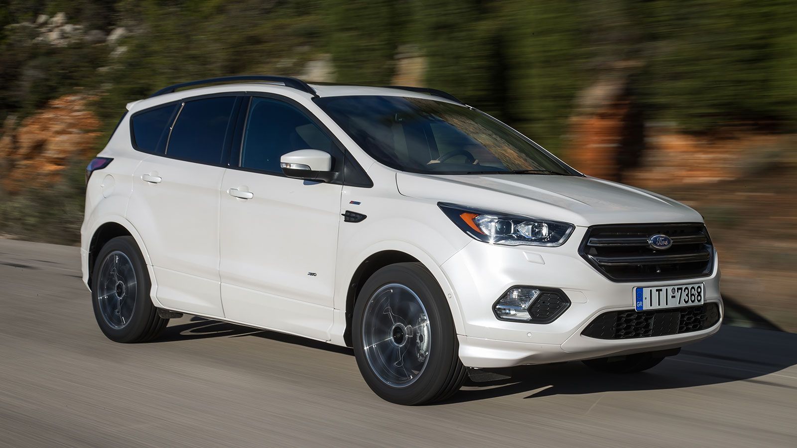 Το ανανεωμένο Ford Kuga έχει εξαιρετική οδική συμπεριφορά.