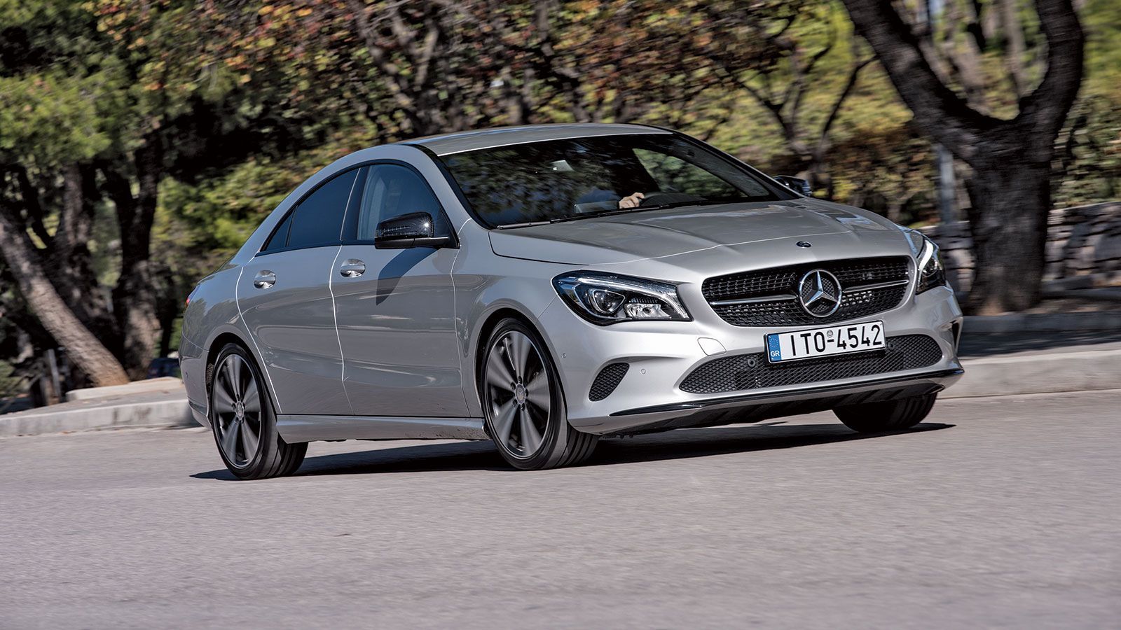 Δοκιμάζουμε την ανανεωμένη Mercedes CLA