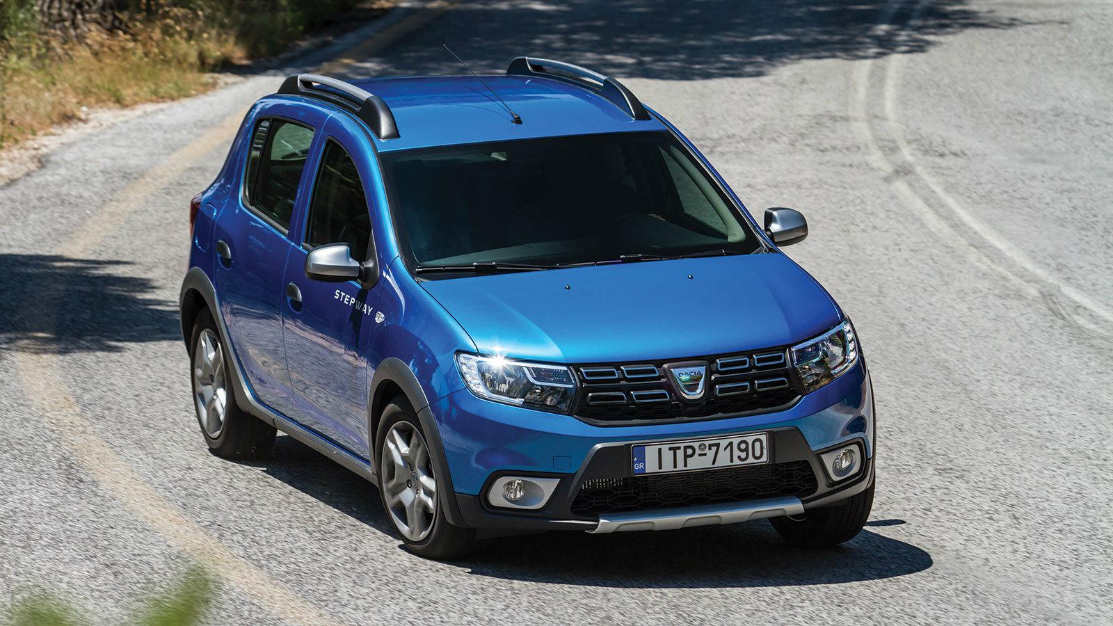 Έμφαση στην άνεση δίνει το Sandero Stepway στο δρόμο, ενώ δείχνει ότι δεν «προτιμά» την γρήγορη οδήγηση αν πιεστεί.