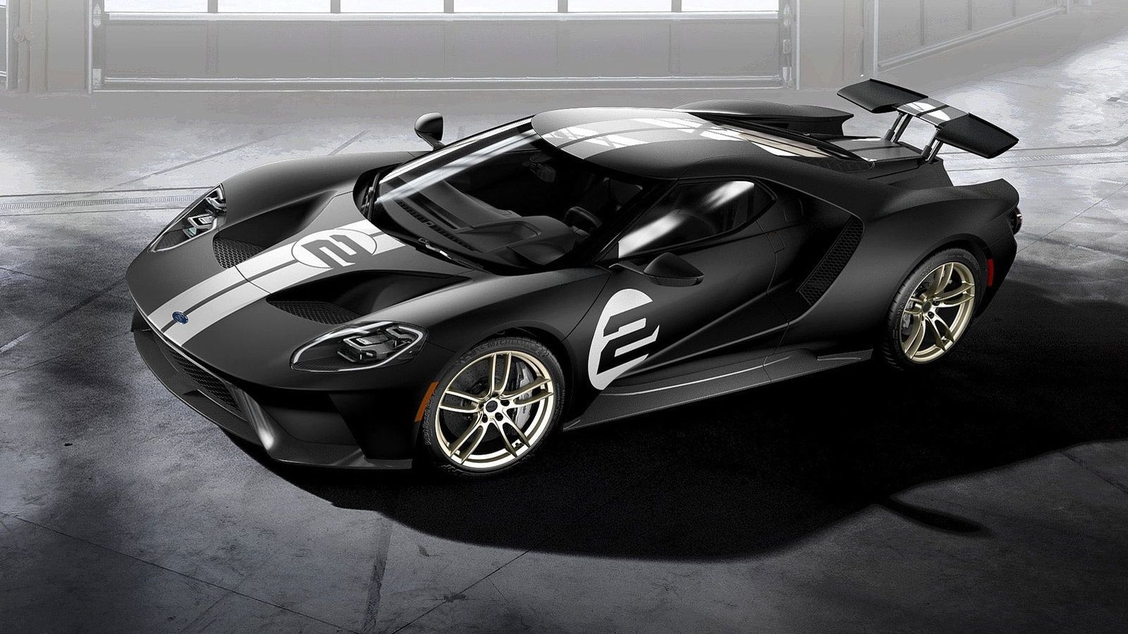 Η νέα ειδική έκδοση του Ford GT, αποτελεί φόρο τιμής για το GT40 Mark II, που κατάφερε να κάνει το 1-2-3 στο Le Mans του 1966.
