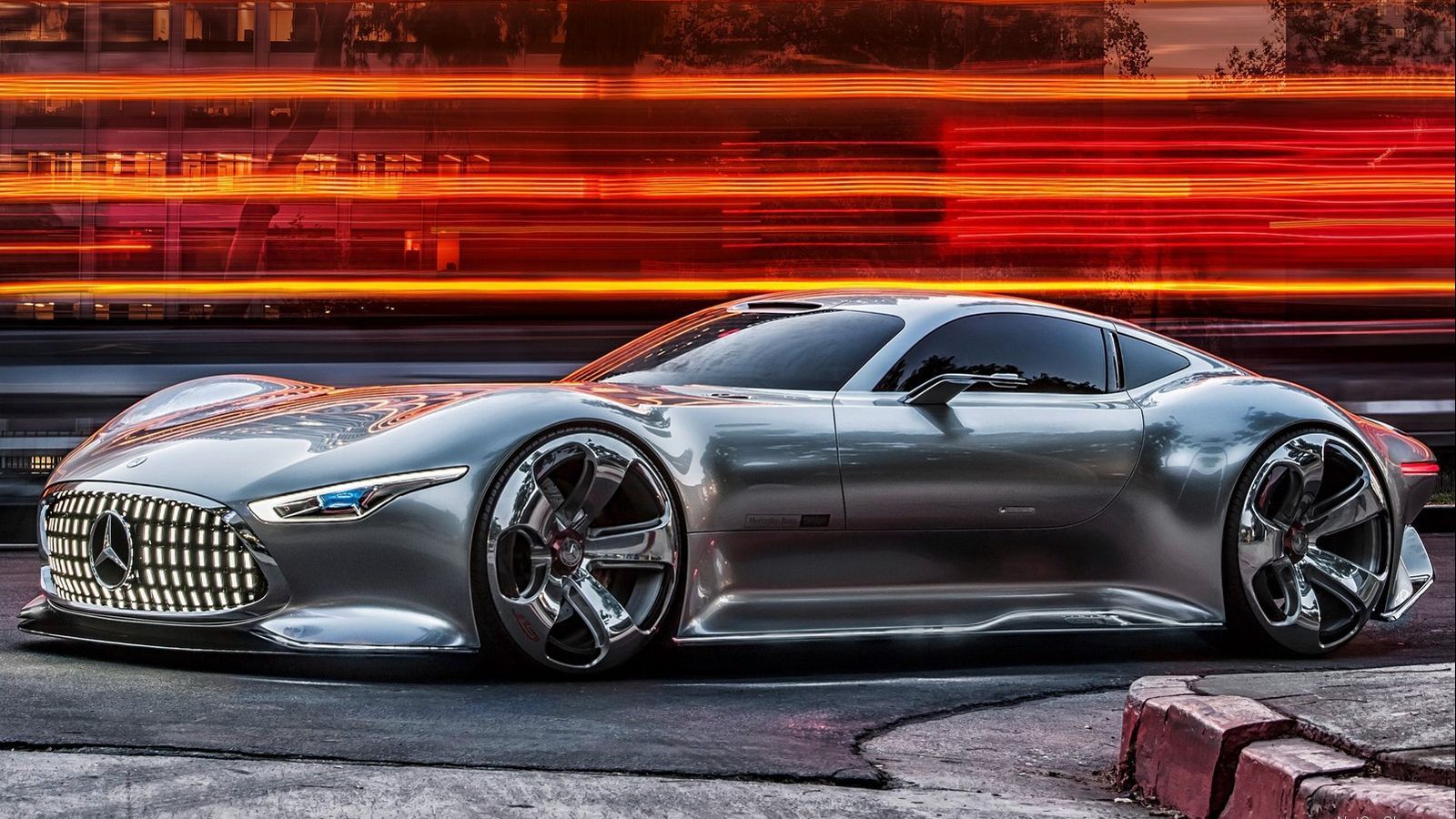 Νέες πληροφορίες ήρθαν στο φως της δημοσιότητας, σύμφωνα με τις οποίες, το επετειακό hypercar των Mercedes-AMG των 1.300 ίππων θα είναι έτοιμο το 2017