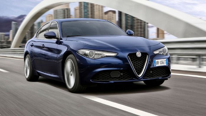 Μάθετε τις τιμές των βενζινοκίνητων εκδόσεων της Giulia, που πλέον είναι διαθέσιμες στην Ελλάδα.