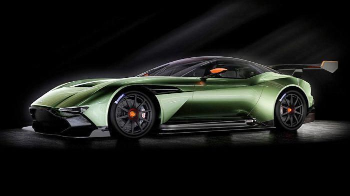 Η Aston Martin Vulcan με 800+ ίππους 