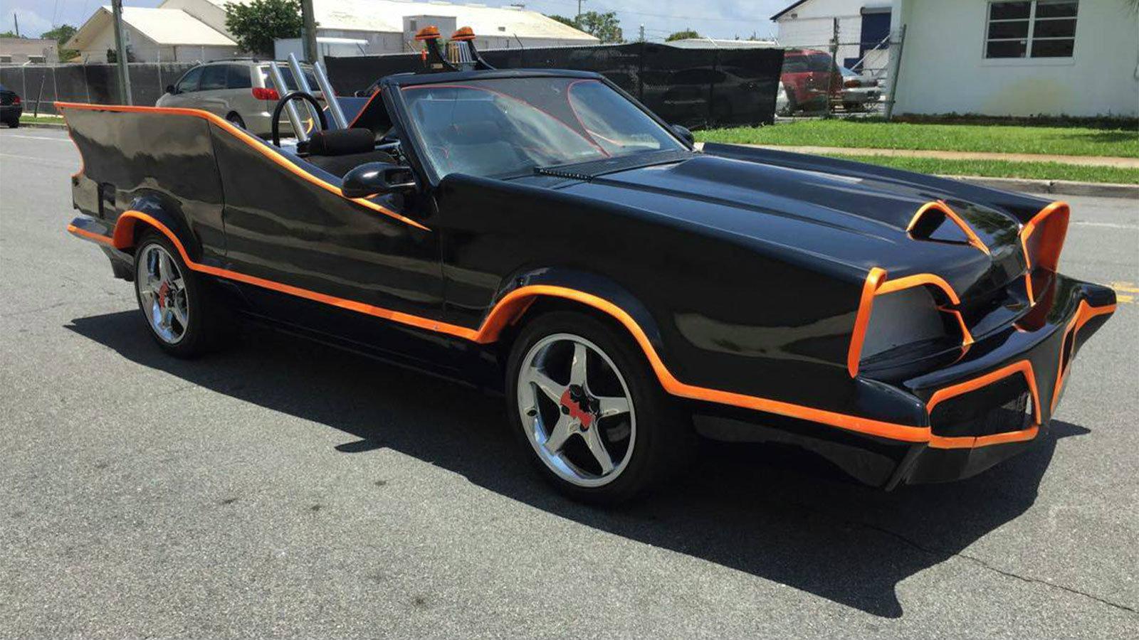 Tο εν λόγω αμάξι δεν είναι ακριβές αντίγραφο του Batmobile.