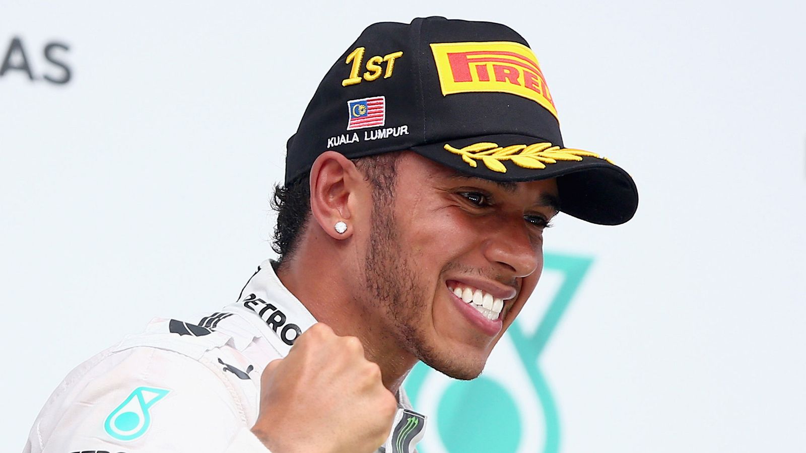 Ο Βρετανός θα μπορέσει μαθηματικά να κατακτήσει το πρωτάθλημα ανάλογα το που θα τερματίσει ο Vettel.