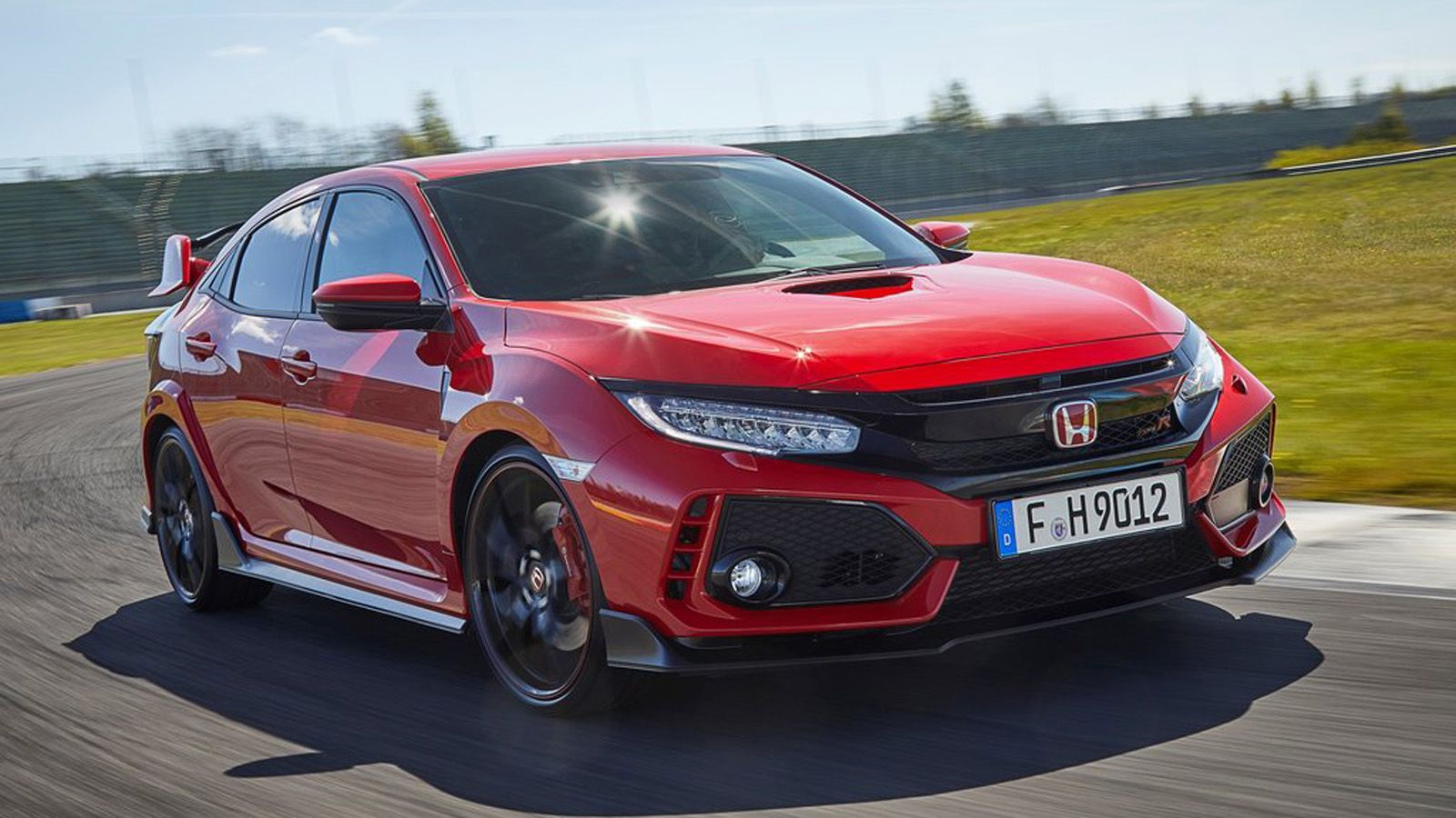 Τέλος στον δασμό 10% που επιβάλλεται από την Ε.Ε στα εισαγόμενα από την Ιαπωνία μοντέλα.