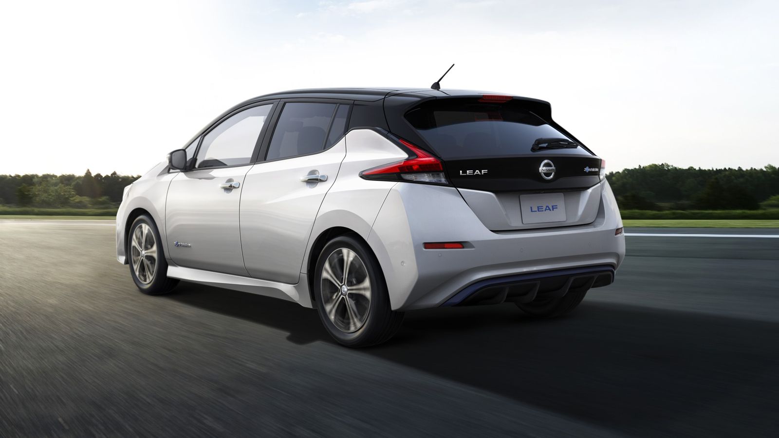 H Nissan λανσάρει το νέο Leaf στο Ην. Βασίλειο και το γιορτάζει με μία σπέσιαλ έκδοση του ηλεκτρικού μοντέλου, την 2.Zero, την οποία και συνοδεύει με 