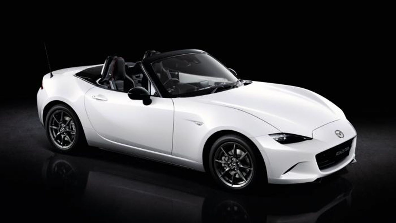 H Mazda παρουσίασε μια ειδική έκδοση για τις αγορές της Ιαπωνίας με την κωδική ονομασία MX-5 RS.