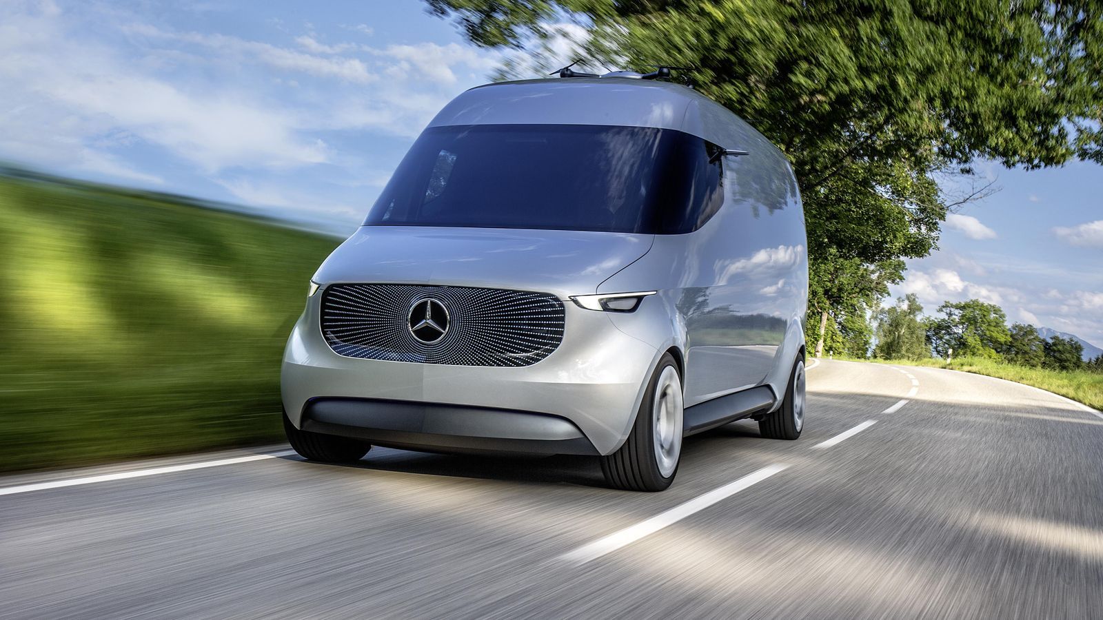 Το ηλεκτρικό πρωτότυπο Vision Van, μας δείχνει το όραμα της Mercedes-Benz για το μέλλον των van, όπου όλοι οι συντελεστές της μεταφορικής διαδικασίας 