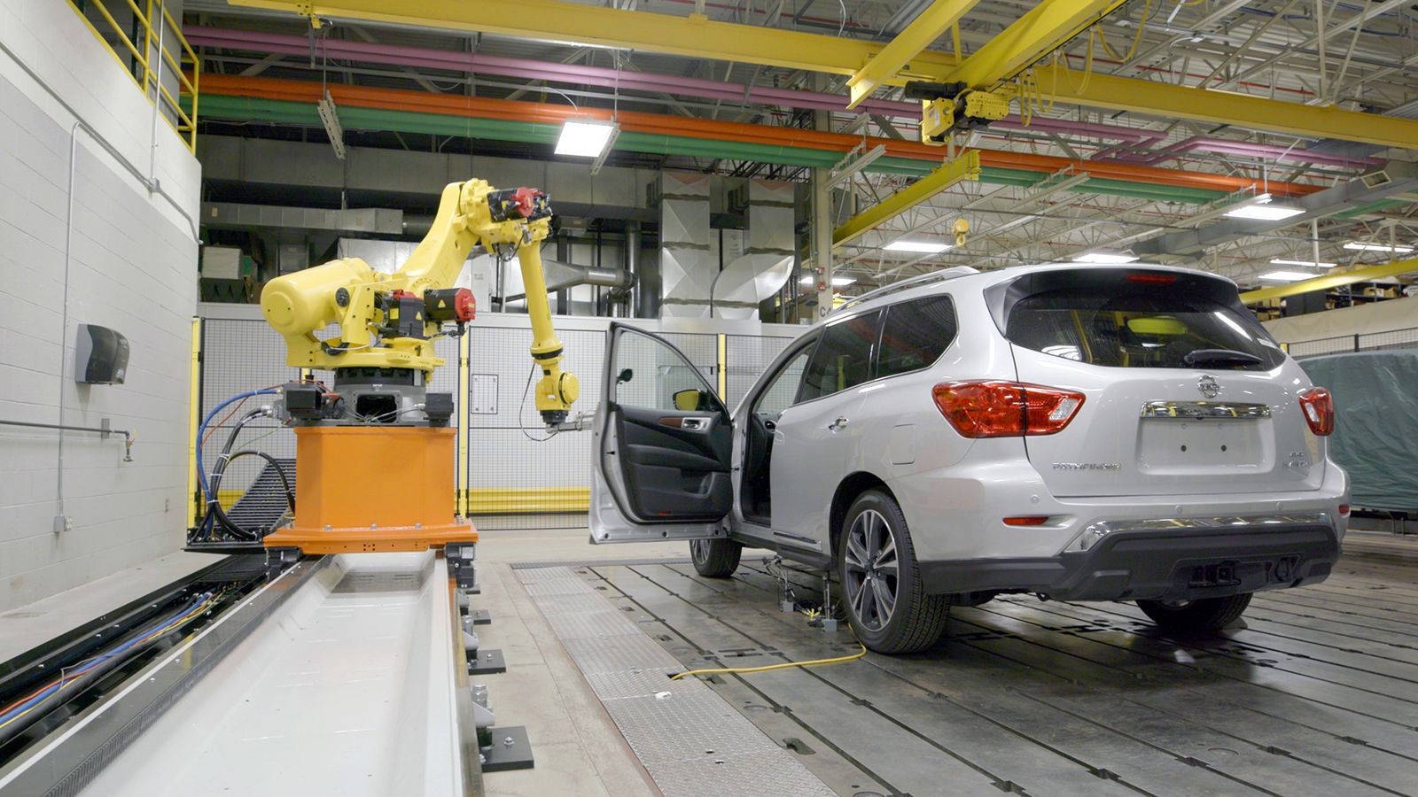 Iδού η «κυρία» Doorboto, γνωστή και ως Rosie, η οποία έχει «επιτελικό» ρόλο στο «χτύπημα» της πόρτας!