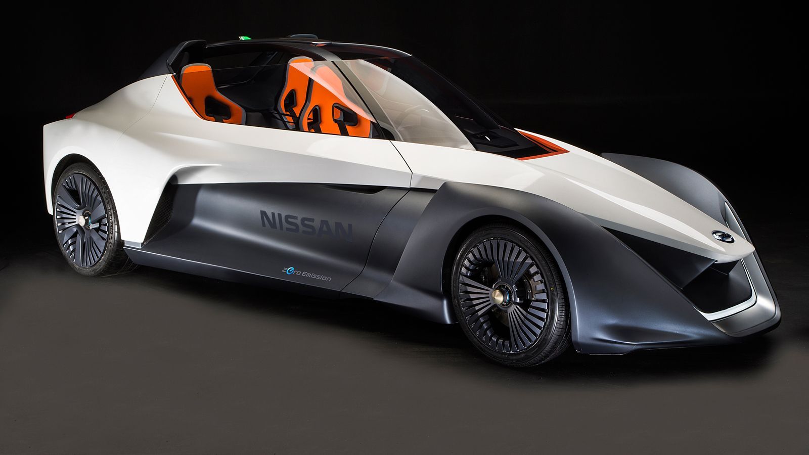 Ντεμπούτο για το πρωτοποριακό ηλεκτροκίνητο πρωτότυπο της Nissan, το BladeGlider, στο Rio De Janeiro.