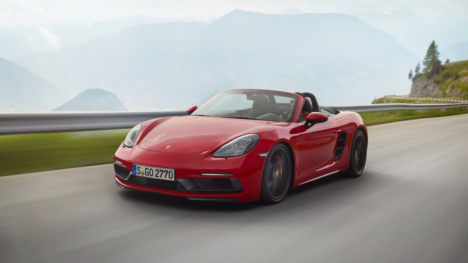 Την επίσημη παρουσίαση της νέας Porsche 718 GTS έκανε και επίσημα η γερμανική εταιρεία.