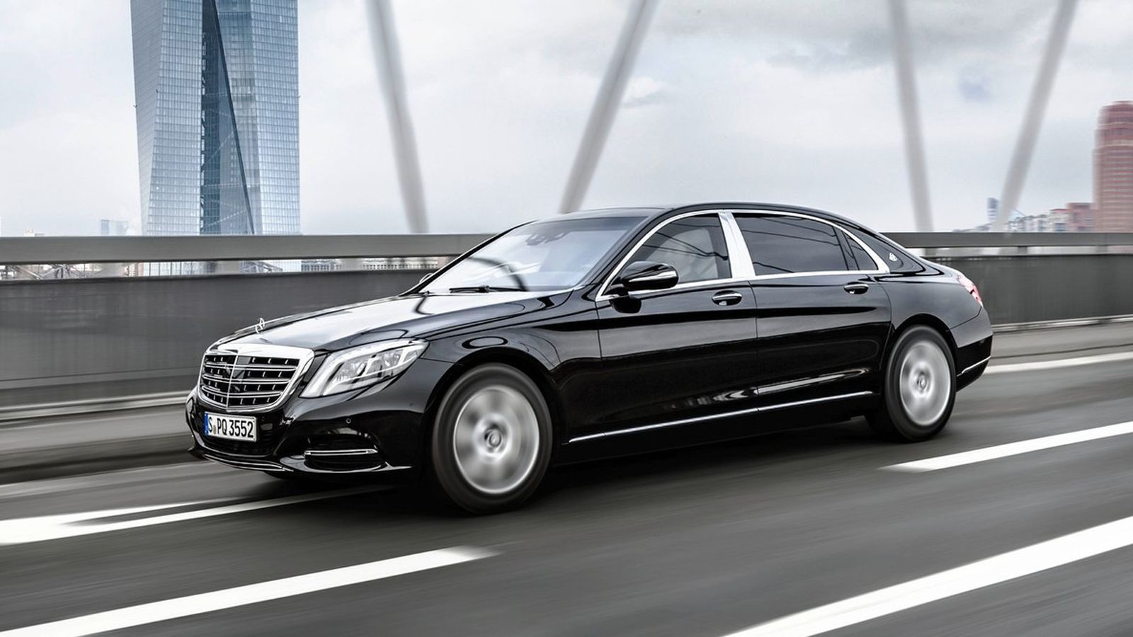 Η Mercedes-Maybach παρουσιάζει την S600 Guard, το πρώτο επιβατικό αυτοκίνητο που προσφέρει το κορυφαίο επίπεδο βαλλιστικής προστασίας VR10.