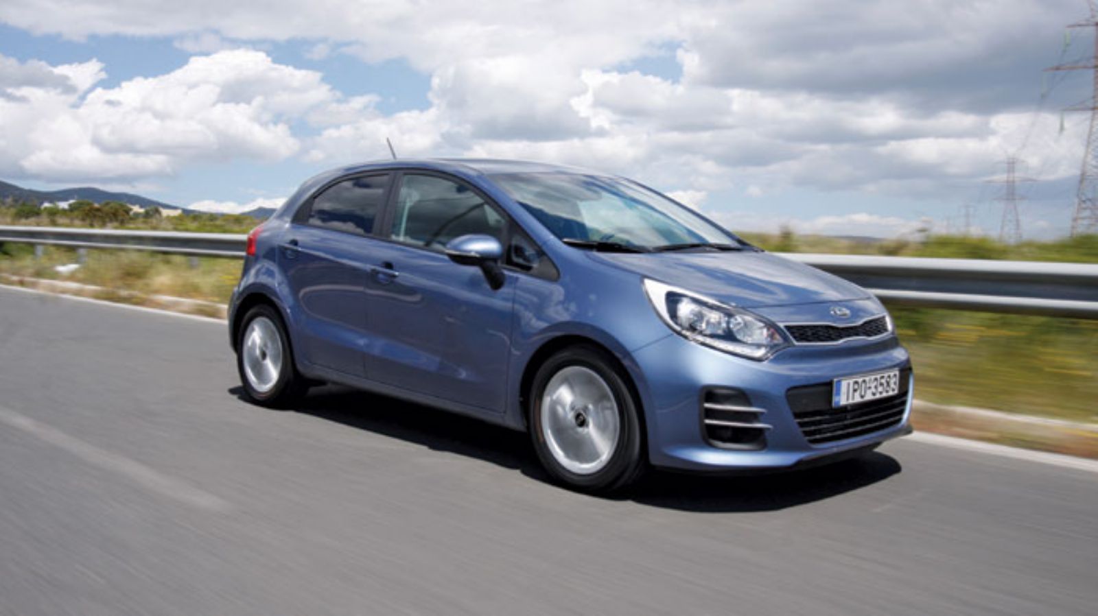 � 1,4 CRDi ��������� �������� 90 ������ ��� 240 Nm ����.  