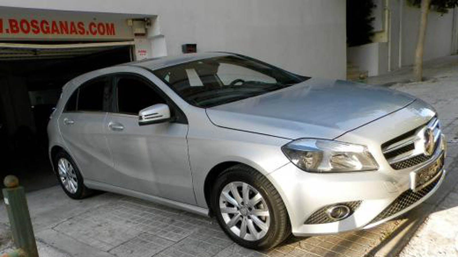 Mercedes-Benz B 180 CDI του 2013 σε κατάσταση καινούργιου.