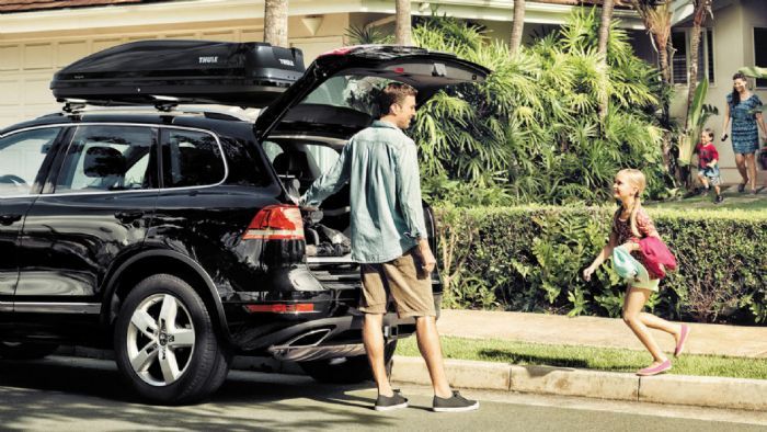 Αντί να πάμε όλοι να αγοράσουμε …ημιφορτηγά για δύο φορές το χρόνο που θα χρειαστούμε μεγαλύτερο πορτμπαγκάζ, μπορούμε να κοιτάξουμε σε άλλες, π