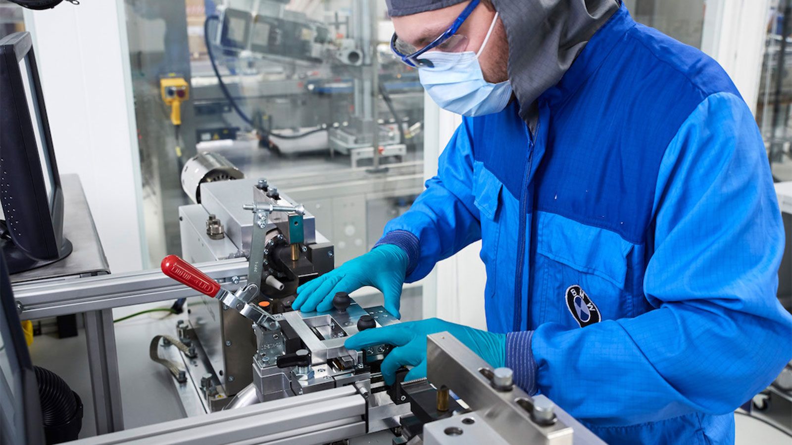 Το ποσό των 200 εκατομμυρίων ευρώ θα επενδύσει μέσα στα επόμενα τέσσερα χρόνια η BMW.