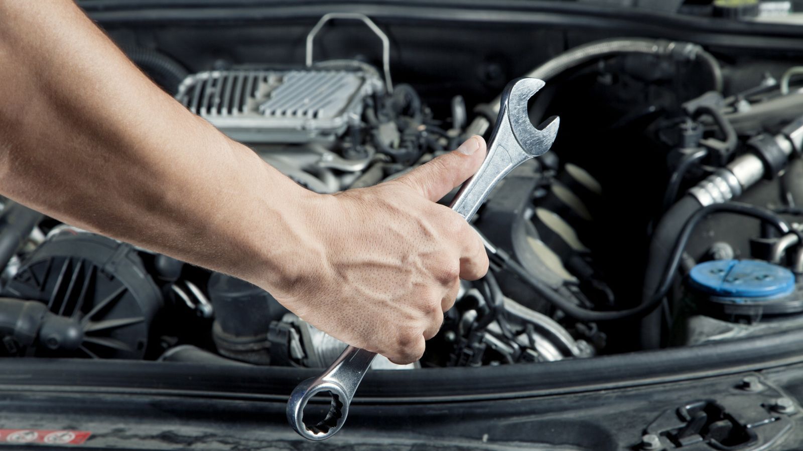 Ας δούμε τι πρέπει να γνωρίζουμε εφόσον επιλέξουμε τα εξειδικευμένα συνεργεία και ποια είναι τα πλεονεκτήματά τους.