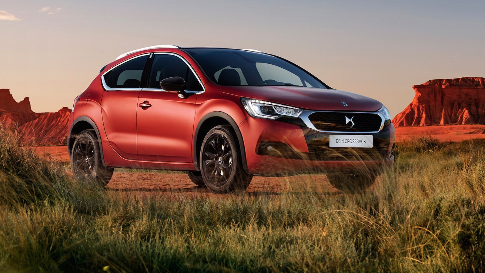 Η γαλλική DS παρουσιάζει τη νέα έκδοση περιορισμένης παραγωγής του crossover μοντέλου της DS 4 Crossback, την Terre Rouge, που έρχεται με πλουσιότερο 