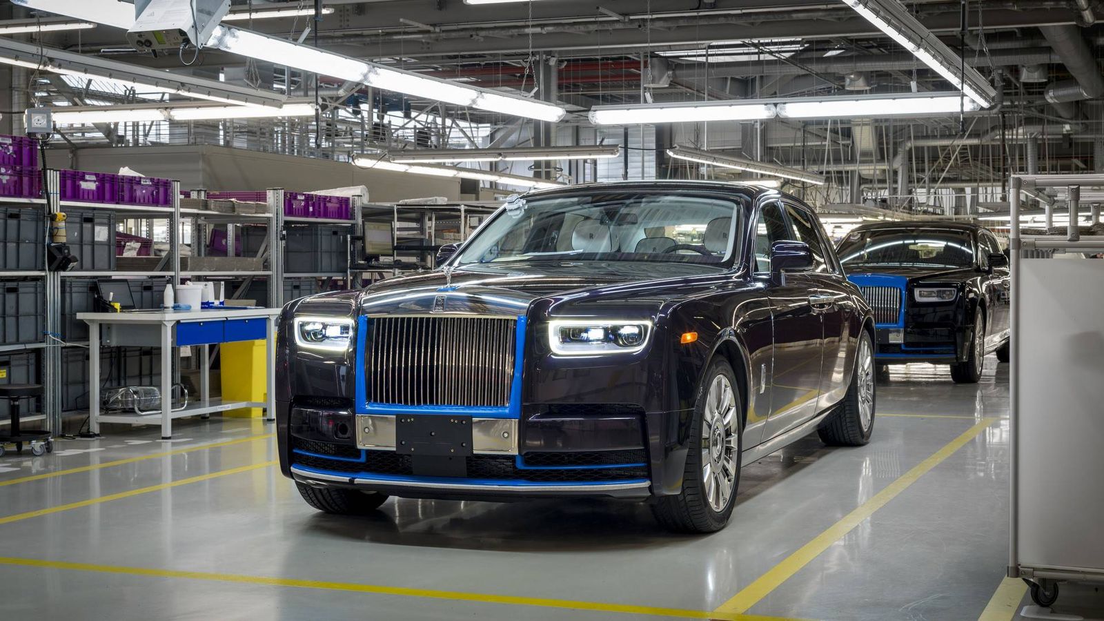 Το πρώτο αντίτυπο της νέας γενιάς της Rolls-Royce Phantom, θα δημοπρατηθεί κατά τη διάρκεια της εκδήλωσης Naples Winter Wine Festival, που θα πραγματο