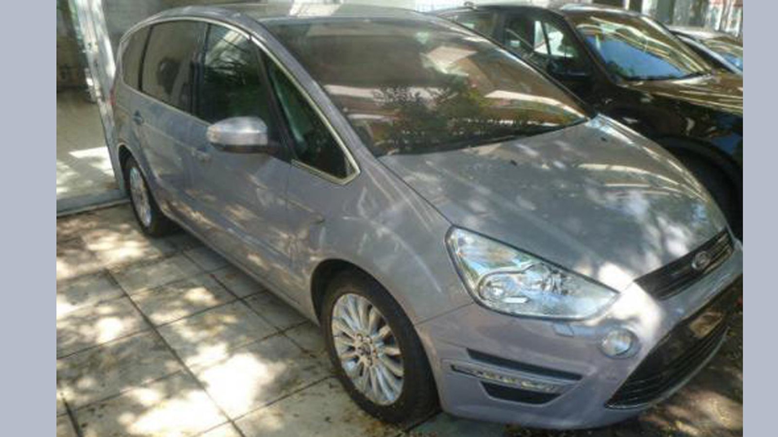 To Ford S-MAX που σας παρουσιάζουμε εδώ είναι σε άριστη κατάταση και με το μοτέρ 1,6 λτ. εξασφαλίζει χαμηλά λειτουργικά έξοδα.	