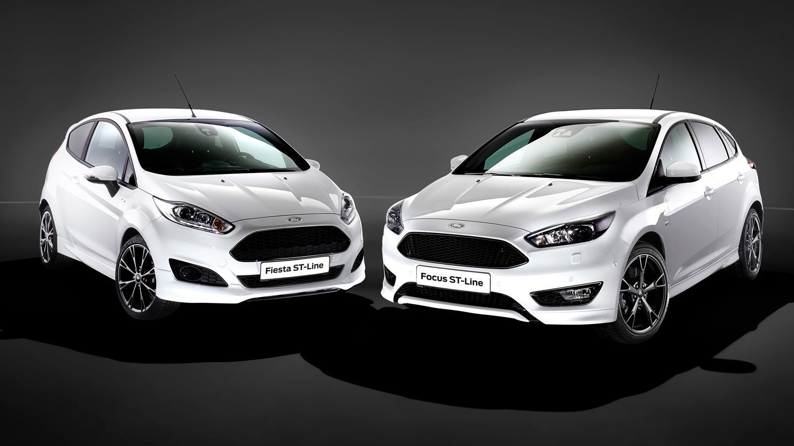Η Ford λανσάρει τις εκδόσεις ST-Line στα Fiesta και Focus, που δείχνουν «καυτές» όπως τα «κανονικά» ST μοντέλα, αλλά –αντί για τις επιδόσεις- εσ