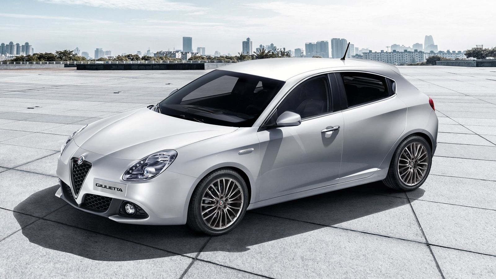 Αυτή είναι η ανανεωμένη έκδοση της Alfa Romeo Giulietta.