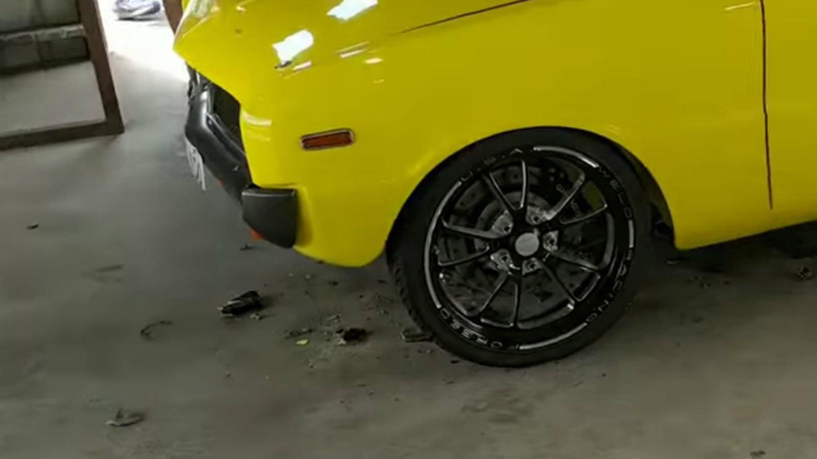 To μοτέρ έγινε κομματάκια.