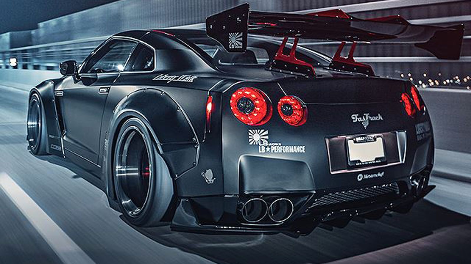 Έχουμε δει πολλά GT-R τουμπανιασμένα, αλλά αυτό εδώ είναι πραγματικά... διαβολεμένο