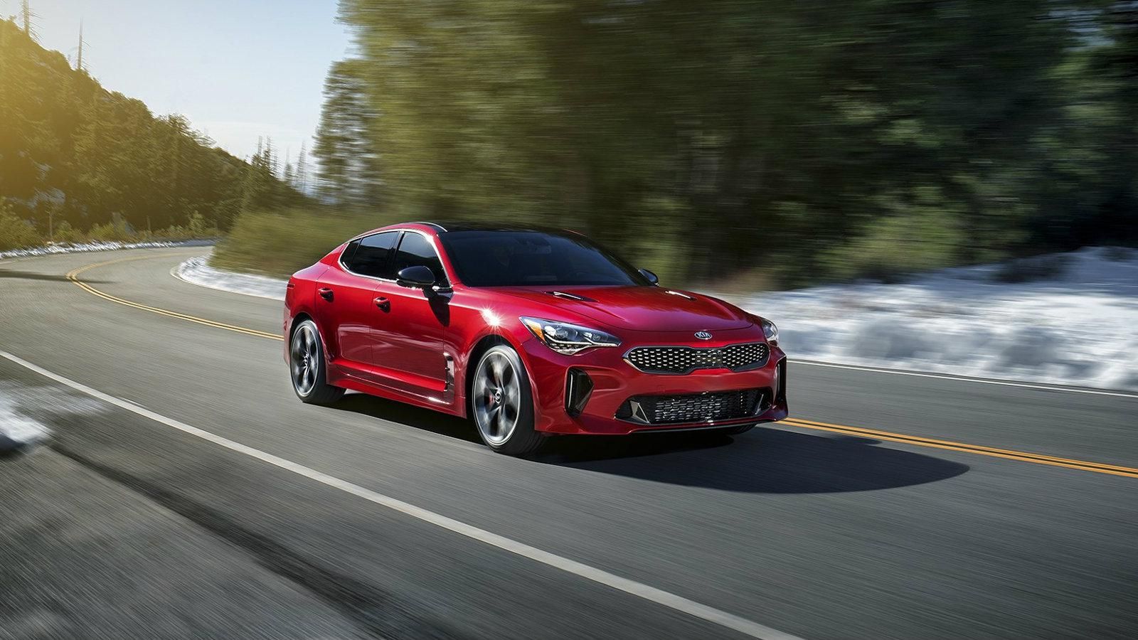 Το Kia Stinger είναι το νέο πισωκίνητο, σπορ κουπέ της μάρκας.