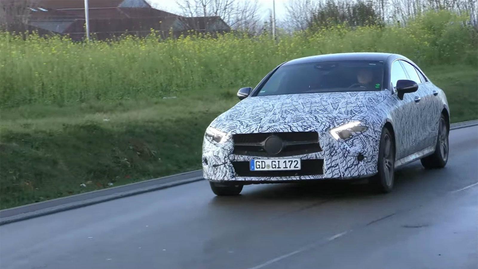 Την πρώτη της εμφάνιση, ένα περίπου μήνα πριν την επίσημη παρουσίασή της, έκανε στους δημόσιους δρόμους η νέα Mercedes AMG CLS 53.