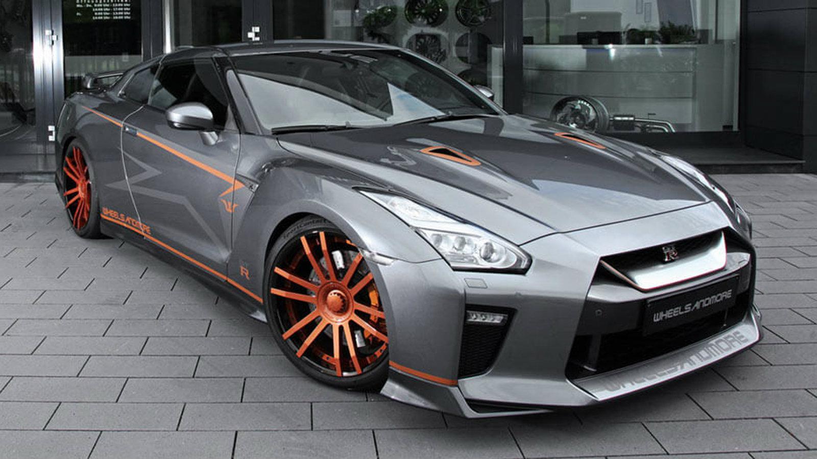 Tα επίπεδα 1,2 και 3 φτάνουν την απόδοση του GT-R στα 605 άλογα με 700 Νm ροπής, τα 630 άλογα με 800 Νm ροπής και τους 650 ίππους με 830 Νm αντίστοιχα