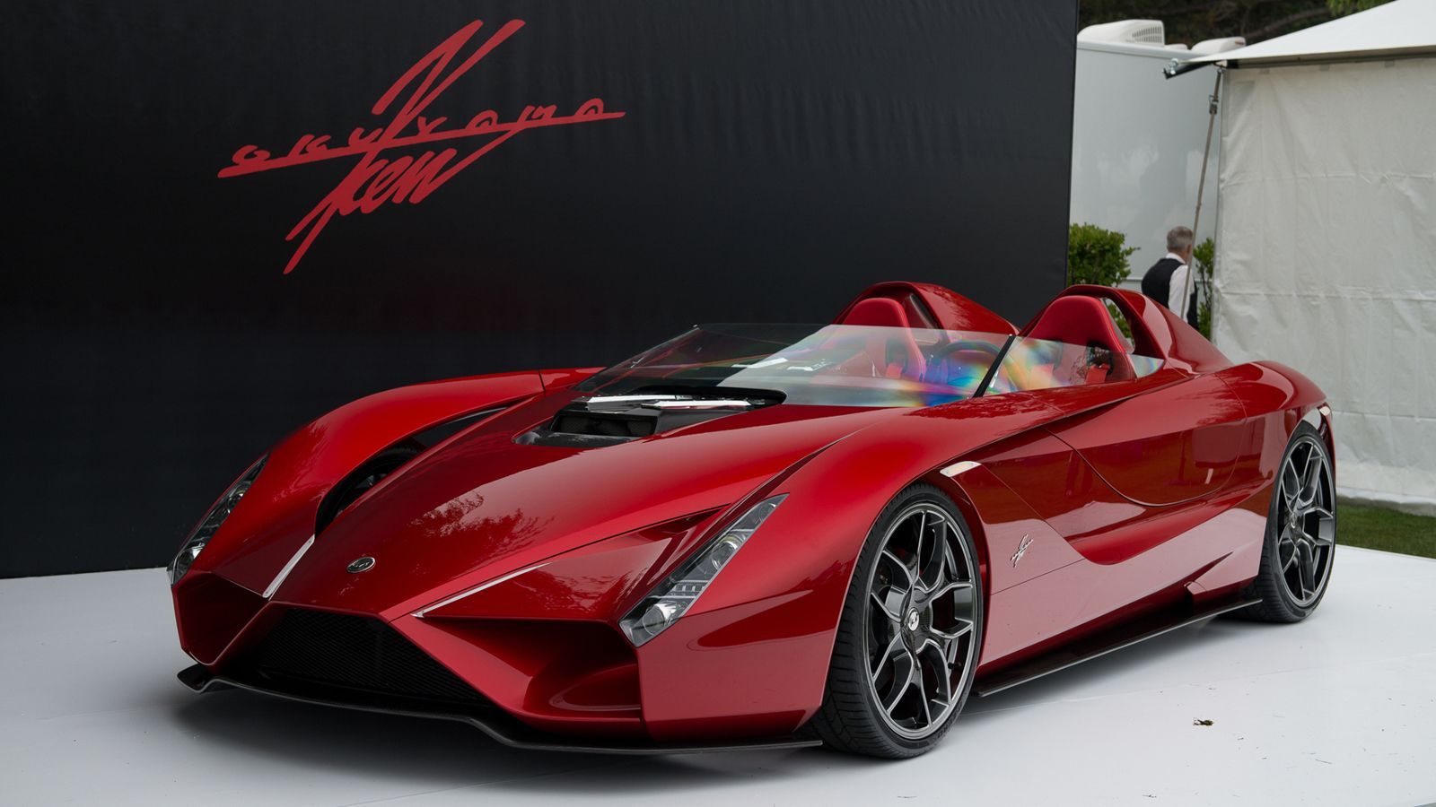 Το τελευταίο απόκτημα της συλλογής του Floyd Mayweather είναι το Kode57, ένα supercar που έφτιαξε ο Ken Okuyama, ο οποίος έχει σχεδιάσει στο παρελθόν 