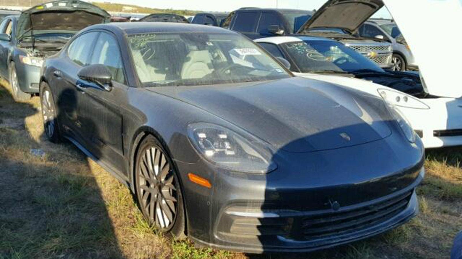 Η Panamera βρίσκεται σε εξαιρετική κατάσταση.