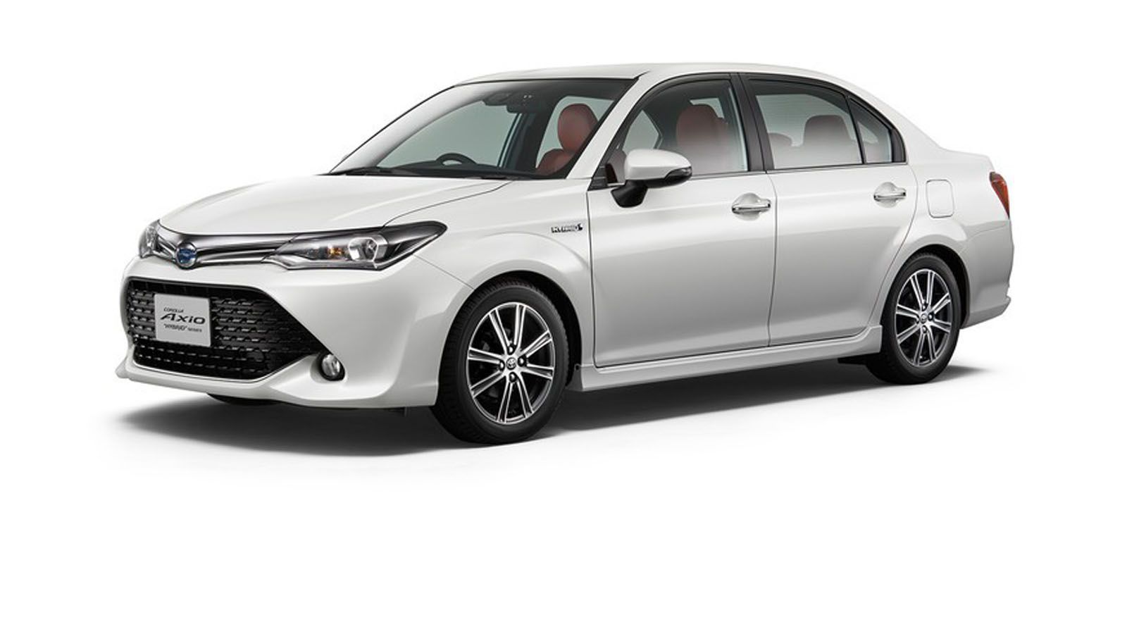 Η επετειακή Corolla ονομάζεται Axio Hybrid G 50 Limited και θα παραχθεί σε μόλις 500 κομμάτια.