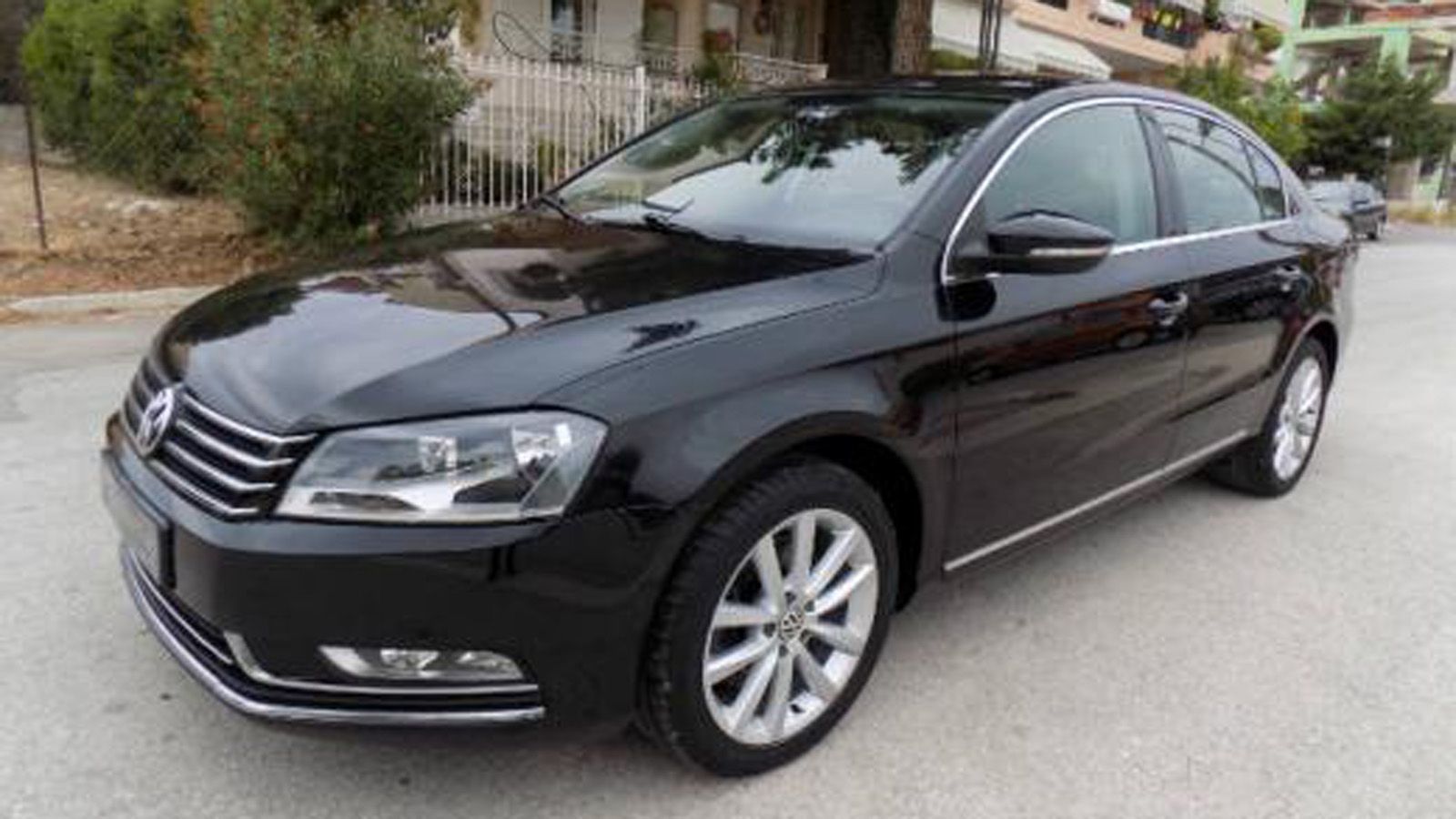 Αυτό το Passat είναι εξαιρετική περίπτωση. Πρώτο χέρι, ελληνικής αντιπροσωπείας, λίγα χλμ. καλή τιμή και πλούσιο εξοπλισμός είναι τα χαρακτηριστικά το