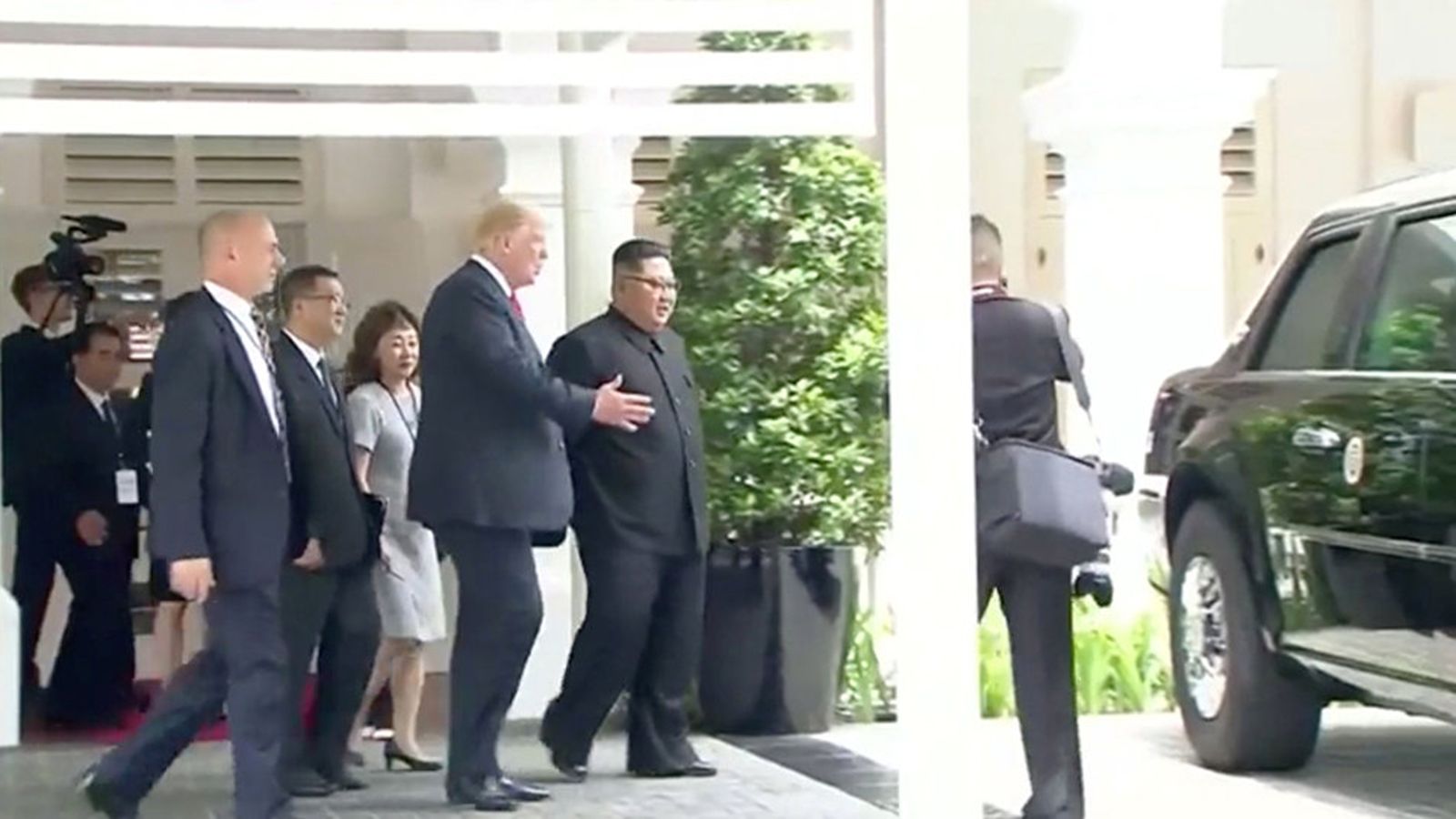 Ο Τrump δεν έχασε την ευκαιρία να δείξει τον Βορειοκορεάτη την θωρακισμένη λιμουζίνα του.