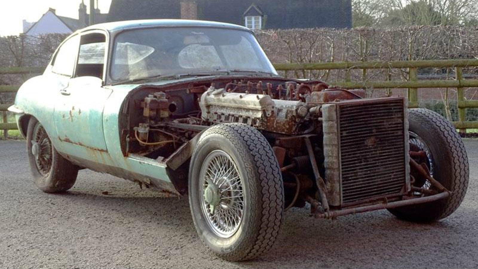 To μοντέλο αυτό είχε χαρακτηριστεί από τον ίδιο τον Enzo Ferrari ως ένα από πιο όμορφα αυτοκίνητα που είχαν φτιαχτεί ποτέ.